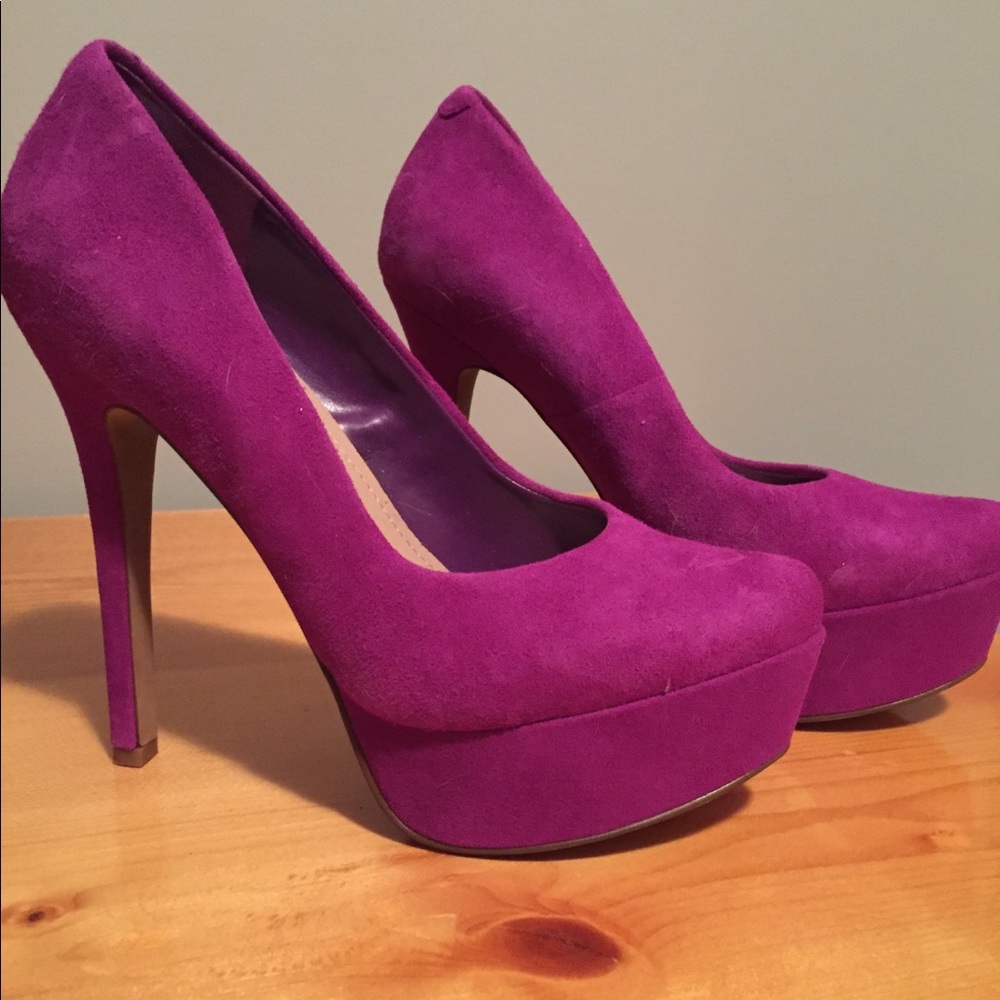 Orchid Ulstrasuede Platform Pumps (Sz 6.5)